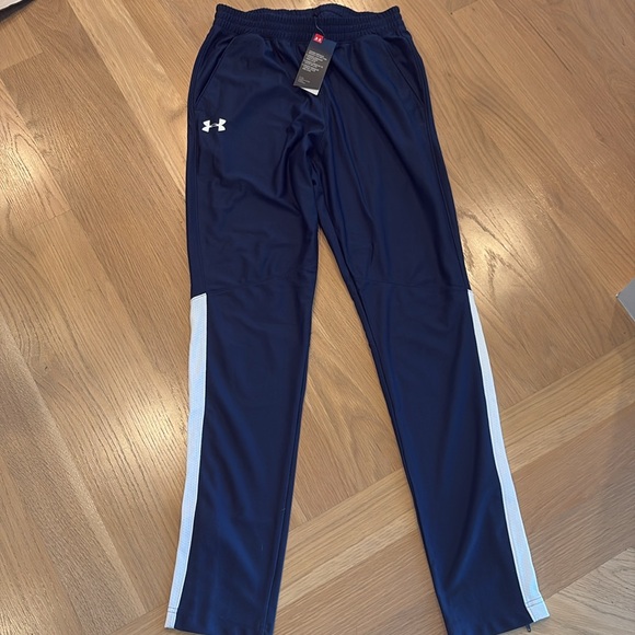 Under Armour joggers new with tags - Picture 2 of 2